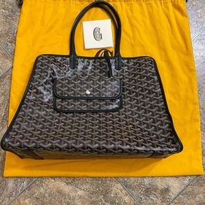SOLD!!!! Goyard Sac Hardy handbag